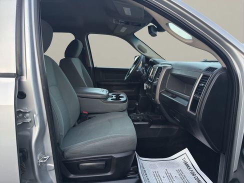 Used 2016 RAM 3500 Tradesman w/ Chrome Appearance Group image 18