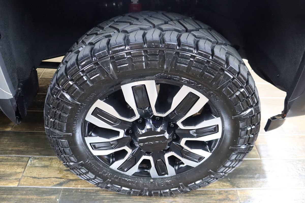 Used 2024 GMC Sierra 2500 Denali Ultimate AWD/4WD image 46