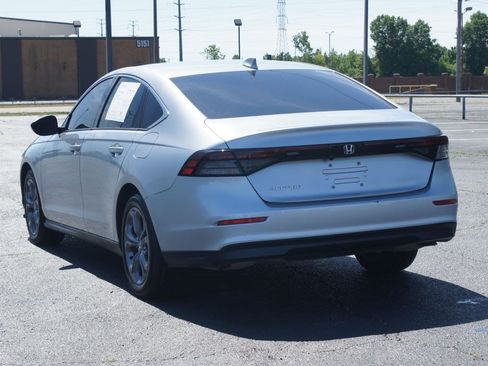 Used 2024 Honda Accord EX image 16