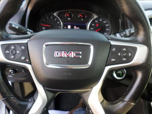 Used 2022 GMC Terrain SLT w/ Infotainment Package II image 36