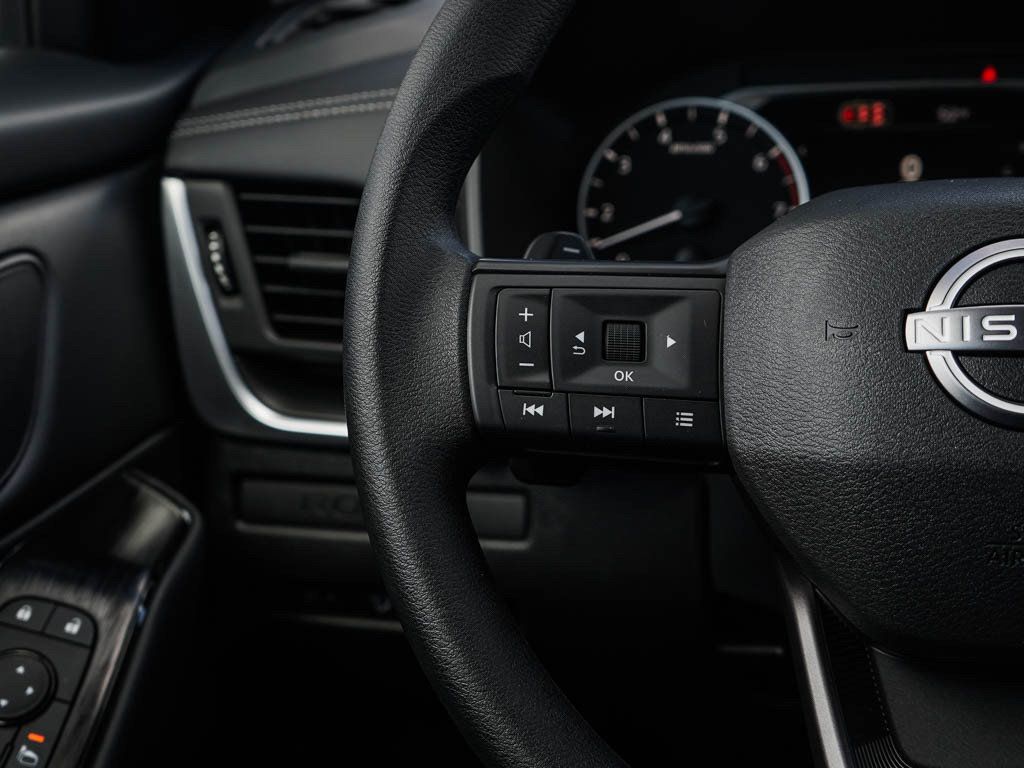 New 2026 Nissan Rogue S FWD image 19