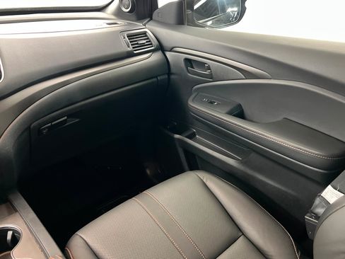 Used 2024 Honda Ridgeline TrailSport image 11