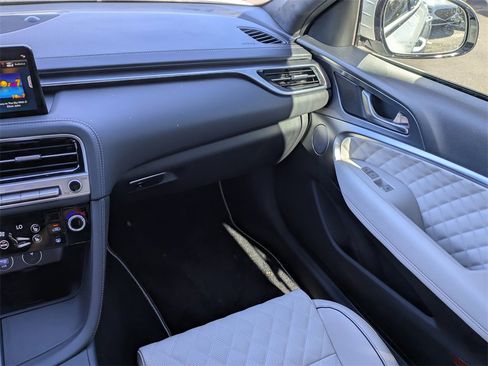 Used 2025 Genesis G70 3.3T Advanced w/ Sport Prestige Package image 14