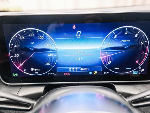 Certified 2025 Mercedes-Benz GLC 300 GLC 300 image 23