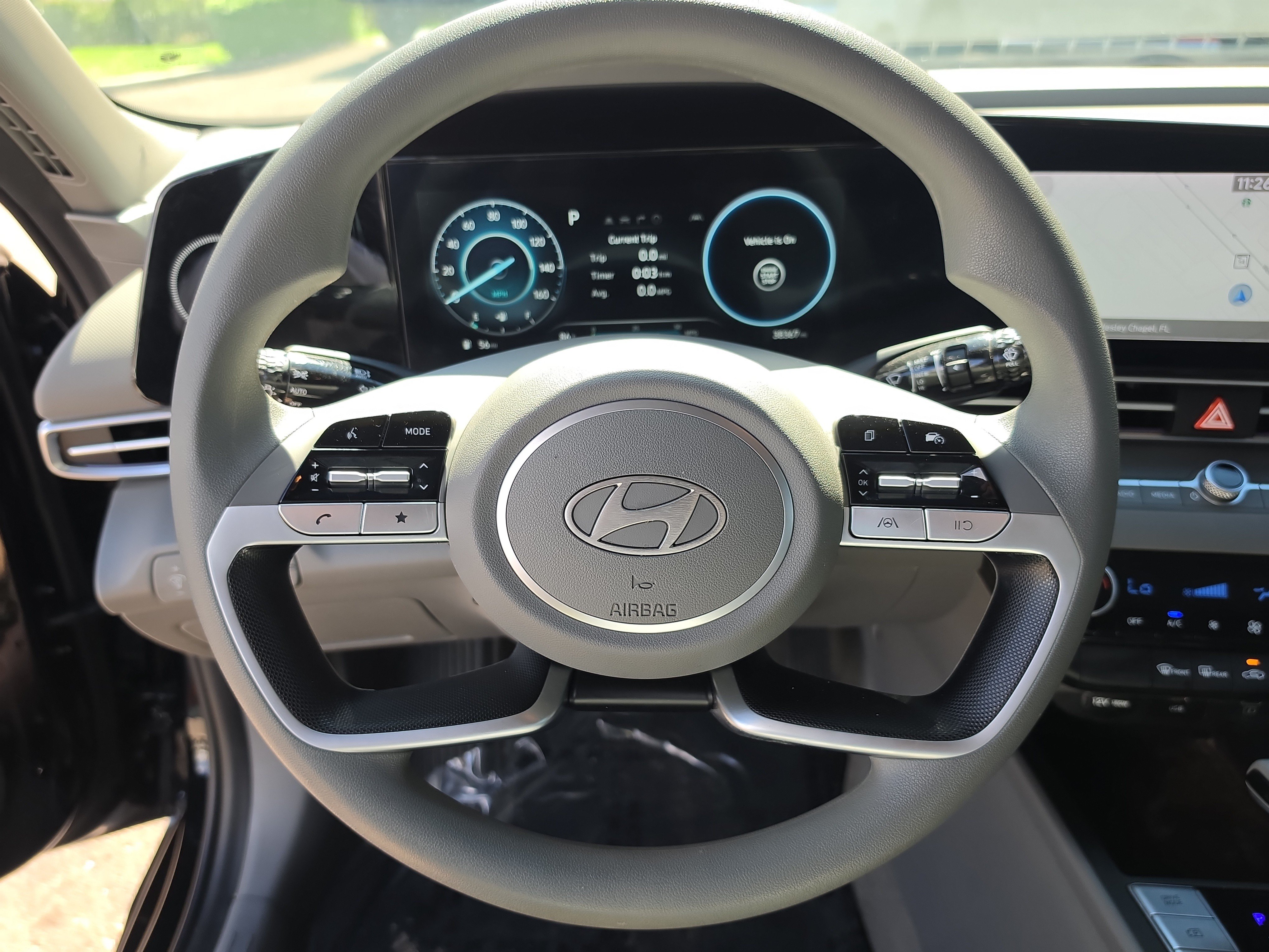Used 2024 Hyundai Elantra SEL FWD image 27