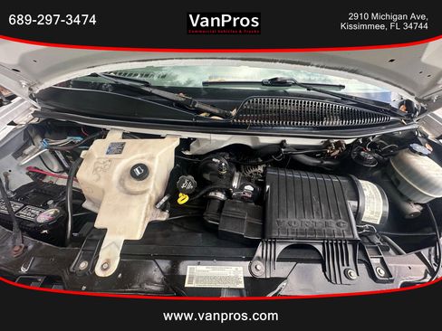 Used 2004 Chevrolet Express 3500 image 16