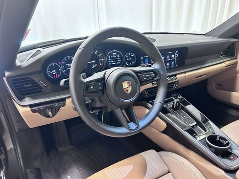Certified 2024 Porsche 911 Carrera RWD image 4