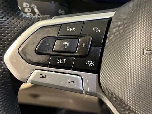 Certified 2021 Volkswagen Atlas SEL Premium image 21