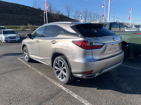 New 2025 Toyota Camry XLE w/ Premium Plus Package AWD/4WD image 4