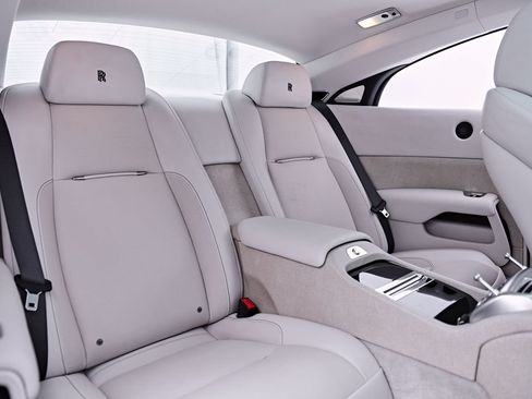 Used 2014 Rolls-Royce Wraith RWD image 47