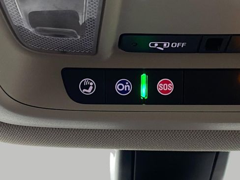 Used 2018 GMC Acadia SLT w/ LPO, Protection Package image 28