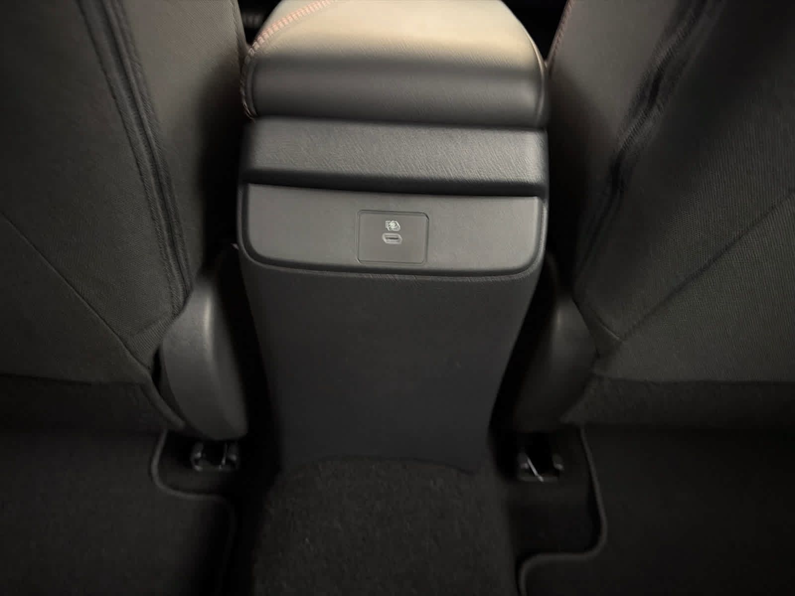 New 2027 Nissan Sentra SR w/ Floor Mat Package FWD image 21