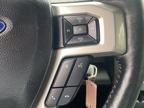 Certified 2020 Ford F350 Lariat w/ Lariat Value Package image 12