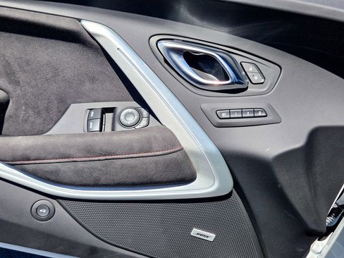 Used 2022 Chevrolet Camaro ZL1 image 41