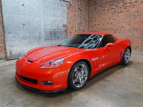 Used 2013 Chevrolet Corvette Grand Sport w/ 2LT Preferred Equipment Group RWD image 7
