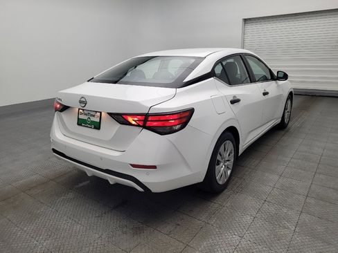 Used 2024 Nissan Sentra S image 9