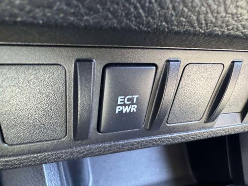 Certified 2022 Toyota Tacoma SR w/ SX Package AWD/4WD image 30