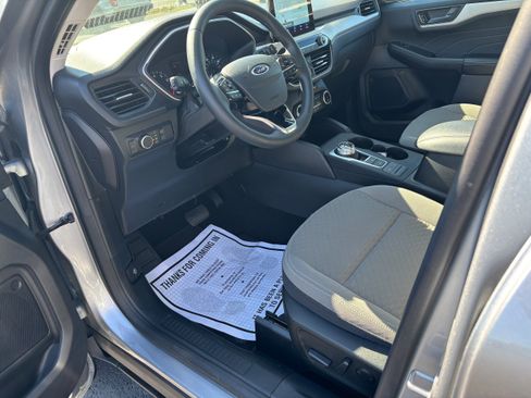 Used 2022 Ford Escape SE w/ SE Sport Appearance Package AWD/4WD image 13