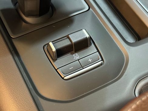 Used 2022 GMC Sierra 1500 Denali image 32