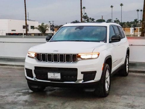 New 2025 Jeep Grand Cherokee L Laredo w/ Luxury Tech Group I image 4
