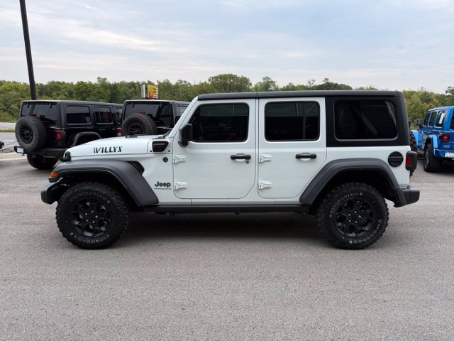 Used 2023 Jeep Wrangler Unlimited w/ Cold Weather Group AWD/4WD image 6