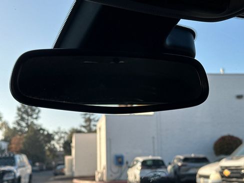 Used 2023 Chevrolet Bolt EUV LT w/ Convenience Package image 25