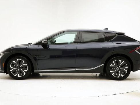 Used 2024 Kia EV6 Light image 6