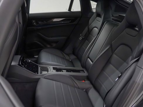 New 2026 Porsche Panamera 4 image 18