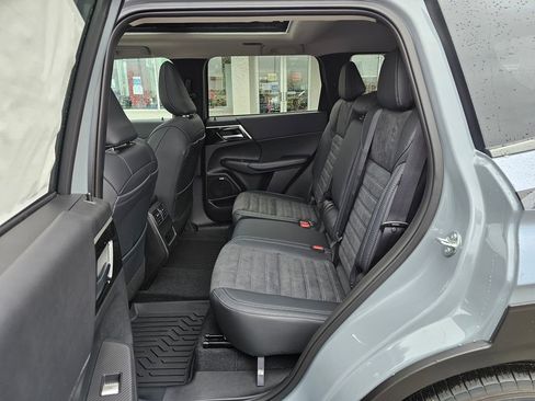 New 2026 Mitsubishi Outlander Trail Edition image 13