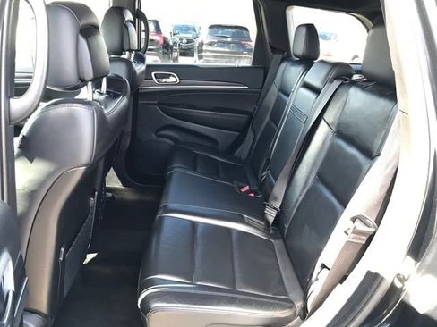 Used 2022 Jeep Grand Cherokee Limited w/ Technology Group image 19