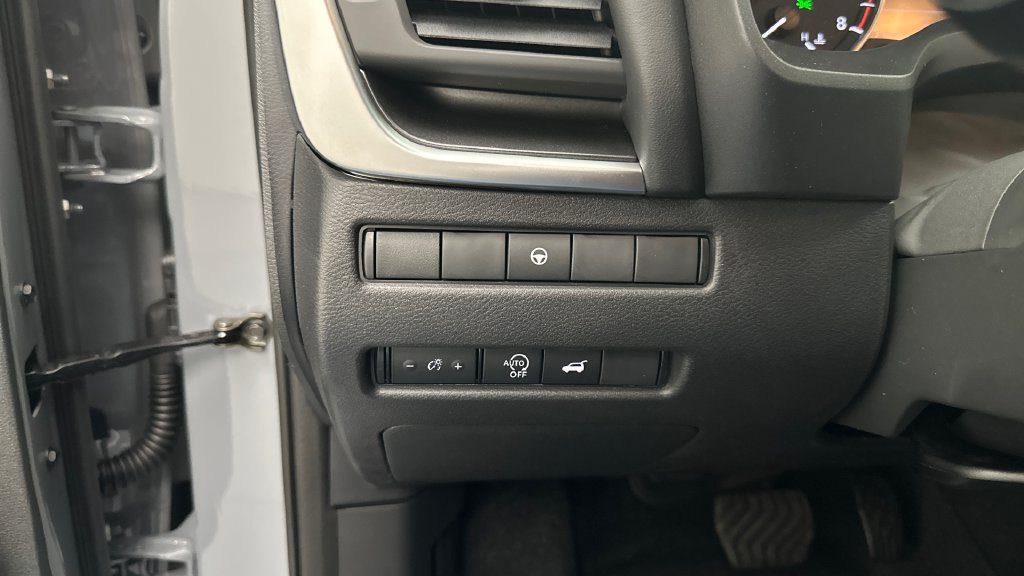 New 2026 Nissan Rogue SV AWD/4WD image 22