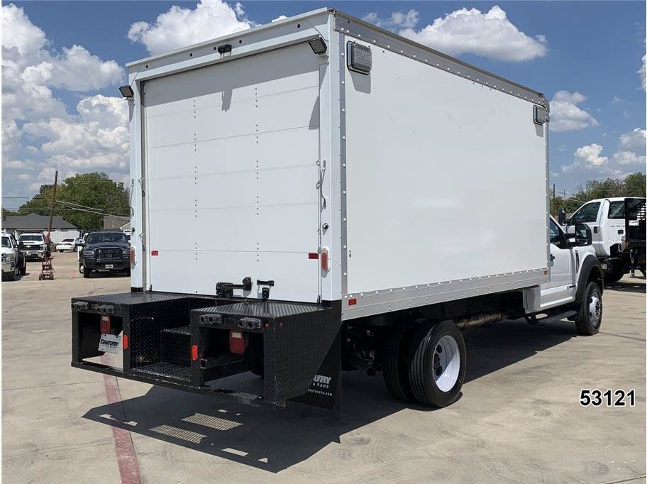 Used 2021 Ford F550 Luxury RWD image 2