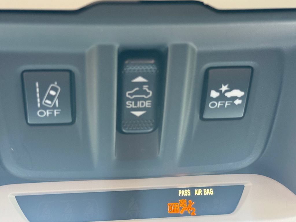 Used 2024 Subaru Forester Premium AWD/4WD image 5