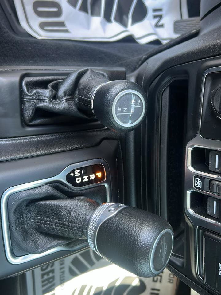 Used 2023 Jeep Gladiator Sport AWD/4WD image 20