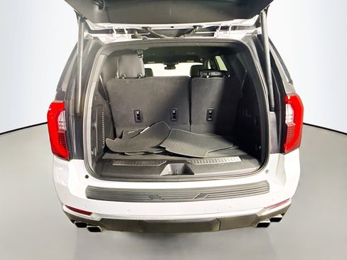 Used 2025 GMC Yukon Denali AWD/4WD image 35