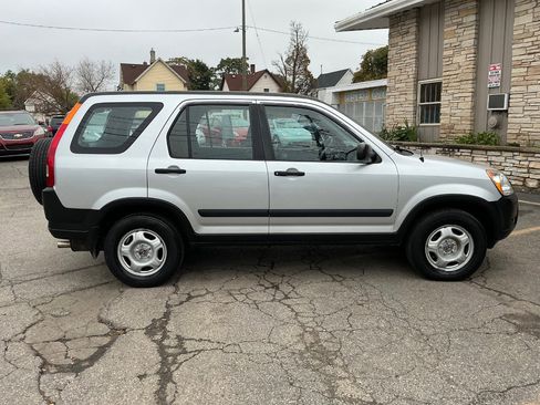 Used 2004 Honda CR-V LX image 2