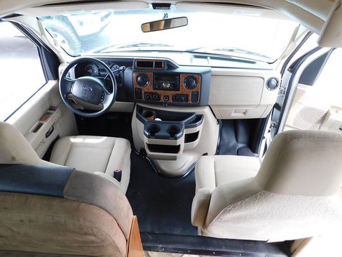 Used 2013 Ford E-350 and Econoline 350 Super Duty Wagon w/ Motorhome Prep Pkg RWD image 42