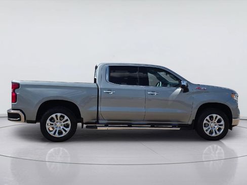 Used 2023 Chevrolet Silverado 1500 LTZ w/ Z71 Off-Road Package AWD/4WD image 4