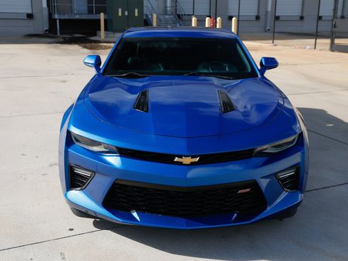 Used 2017 Chevrolet Camaro SS image 24