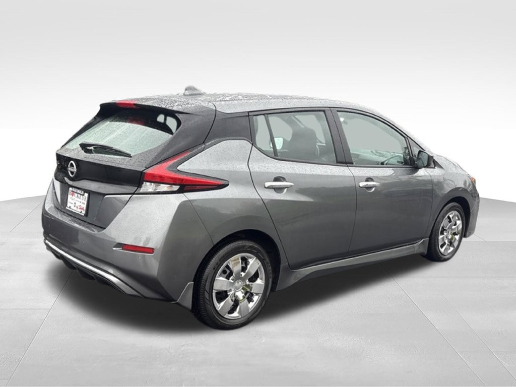 Used 2023 Nissan Leaf S FWD image 3