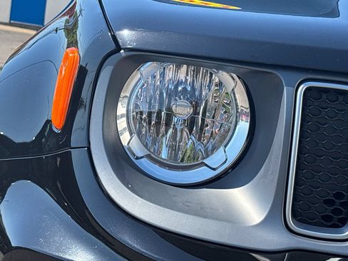 Used 2023 Jeep Renegade Limited AWD/4WD image 29