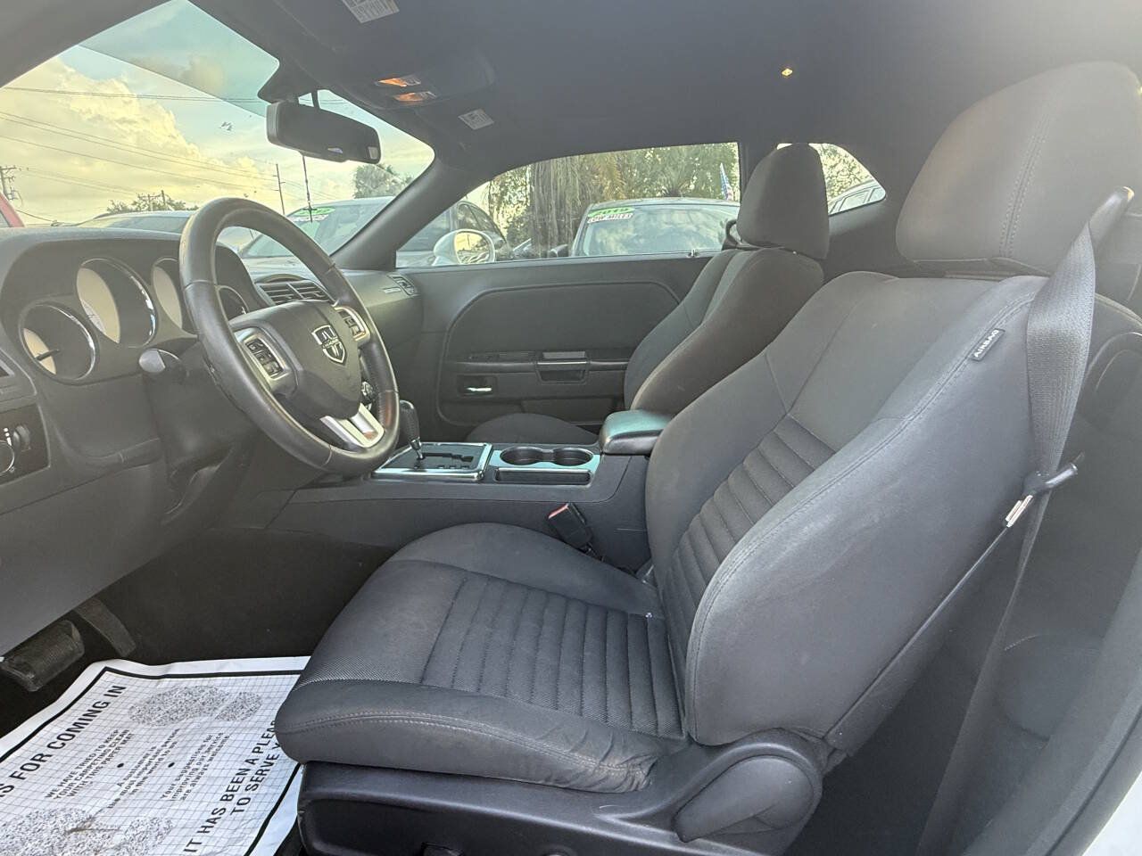 Used 2013 Dodge Challenger SXT RWD image 10