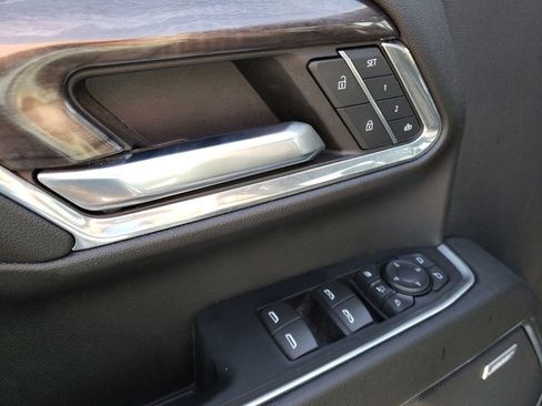 Used 2024 Chevrolet Silverado 3500 LTZ w/ LTZ Plus Package image 12