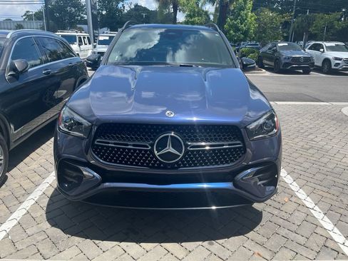Used 2024 Mercedes-Benz GLE 350 4MATIC image 3