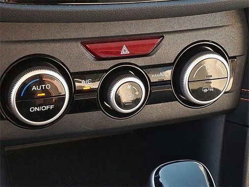 Used 2023 Subaru Crosstrek 2.0i Premium image 16