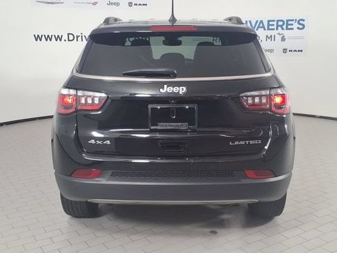 Used 2024 Jeep Compass Limited AWD/4WD image 5