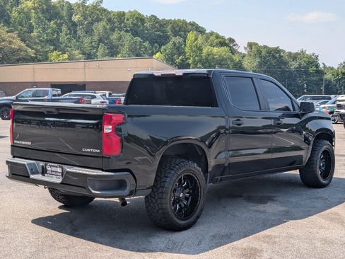 Used 2020 Chevrolet Silverado 1500 Custom RWD image 9