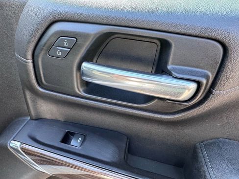 Used 2020 Chevrolet Silverado 1500 RST AWD/4WD image 29