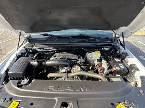 Used 2022 RAM 1500 Tradesman AWD/4WD image 11