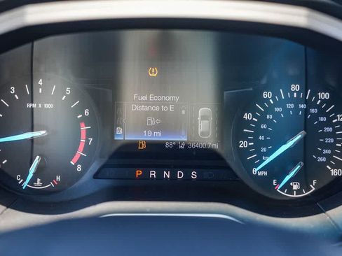 Used 2020 Ford Edge SE FWD image 22